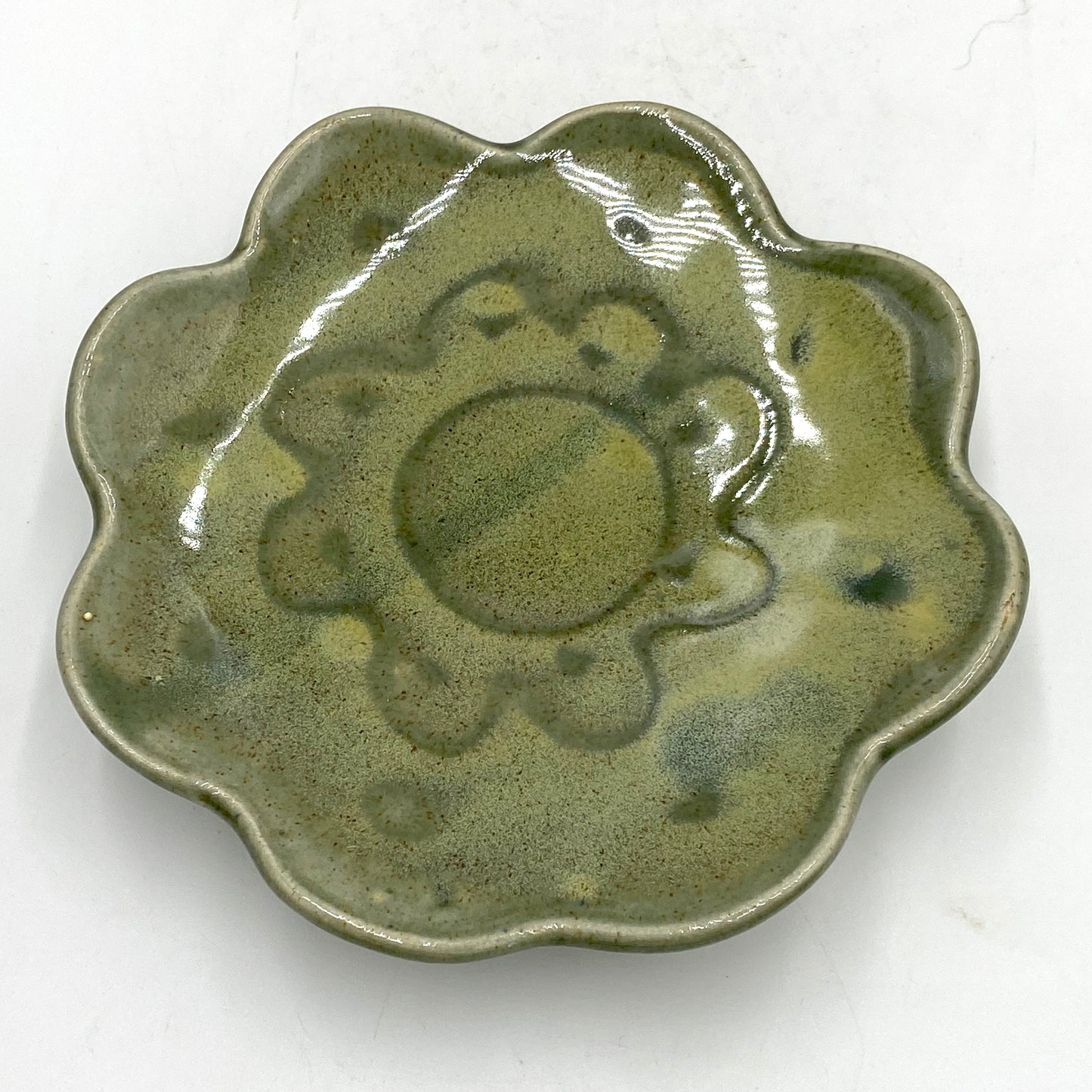 GrnGrn Scalloped Plate
