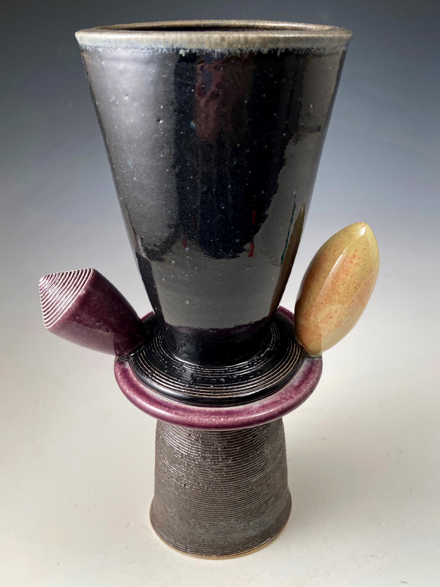 Vase w Purple Cone, Jade Football